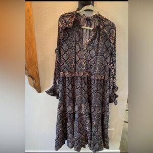 SCOOP Long sleeved tiered womens maxi Dress ladies L ruffle sleeve & great print